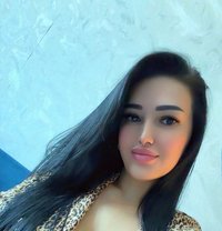 Leyla - escort in Al Manama Photo 8 of 10