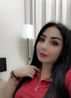 Leyla - puta in Dubai Photo 1 of 5