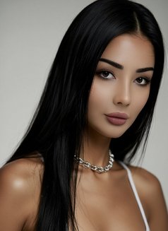 Leyla - puta in Dubai Photo 5 of 5