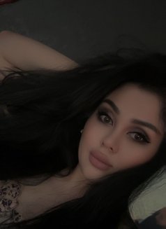 Leyla Independent - puta in Dubai Photo 6 of 7