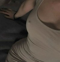 Leyla - escort in Muscat Photo 4 of 4
