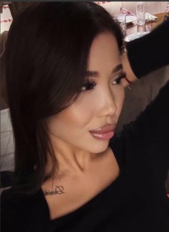 Leyla - escort in Hong Kong Photo 6 of 8