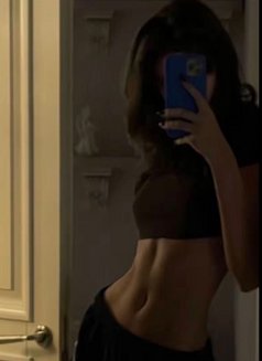 Leyla - escort in Muscat Photo 2 of 2