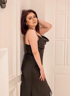 Leyla - escort in Abu Dhabi Photo 4 of 14