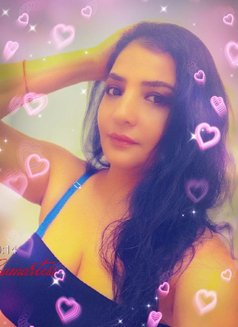 Leyla - escort in Al Sohar Photo 2 of 4