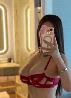 Leyla - escort in Al Sohar Photo 3 of 6