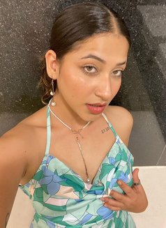 Leyla - puta in Muscat Photo 1 of 4
