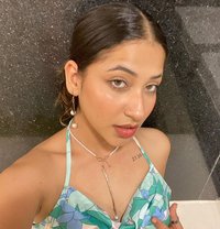 Leyla - escort in Muscat