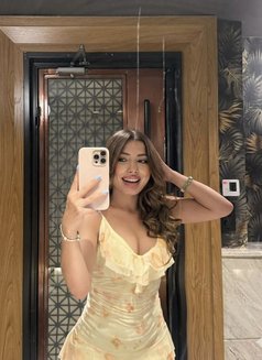Leyla - escort in Riyadh Photo 3 of 14
