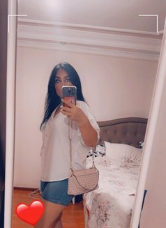 Leyla - escort in İstanbul Photo 2 of 5