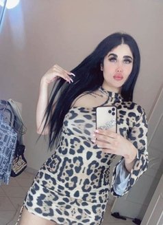 Leyla VIP Iraqi - puta in Muscat Photo 4 of 4