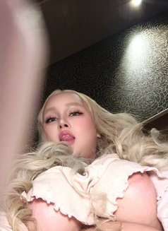 Li Li Your Fantasy - puta in Bangkok Photo 9 of 10