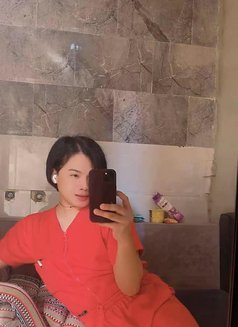 Li Yam - Male escort in Riyadh Photo 4 of 4