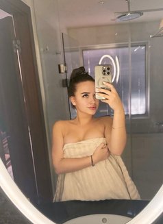 Li̇za Love - escort in İstanbul Photo 9 of 11