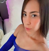 Lia - escort in Singapore