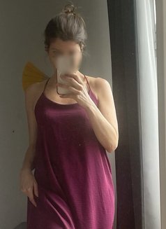 Lia - dreamy authentic girlfriend - escort in Bangalore Photo 25 of 28