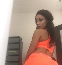 Lia - escort in Dakar