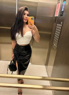 Lia - escort in Doha Photo 1 of 1