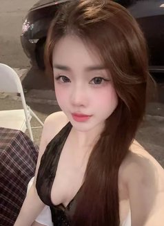 Lia - escort in Gurgaon Photo 1 of 4