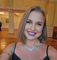 Lia - escort in Tokyo