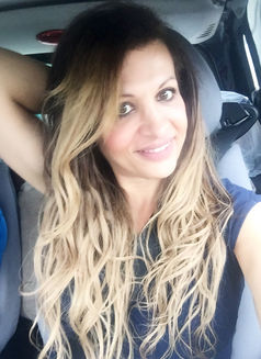 Lia - Transsexual escort in Limassol Photo 1 of 5