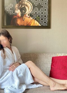 Lia Lazuli Dreamy Girlfriend - puta in Bangalore Photo 20 of 28