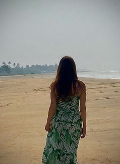 Lia Lazuli Dreamy Girlfriend - puta in Bangalore Photo 21 of 28