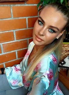 Lia - puta in Bangkok Photo 21 of 28