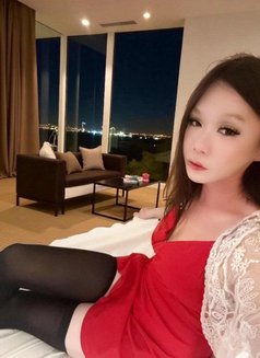 Lia - Transsexual escort in Macao Photo 1 of 6