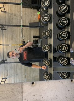 Liam - Male escort in Tokyo Photo 3 of 3