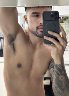 Liam - Male escort in Kuala Lumpur Photo 1 of 8