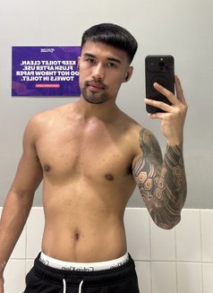 Liam - Male escort in Kuala Lumpur Photo 3 of 8