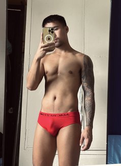 Liam - Male escort in Kuala Lumpur Photo 8 of 8
