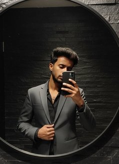 Liam69 - Acompañantes masculino in Kolkata Photo 2 of 3