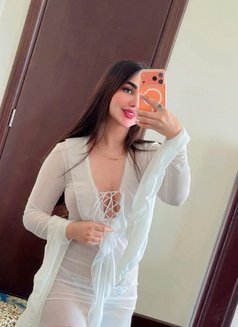 Lian - escort in Muscat Photo 9 of 10
