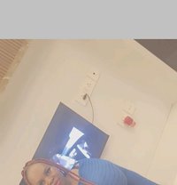 Lian - escort in Noida