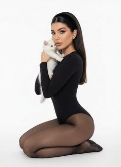 Liana - escort in Dubai Photo 5 of 6