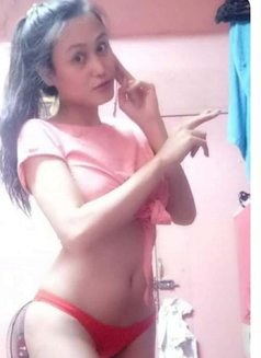 Liana Gomez - escort in Manila Photo 6 of 7