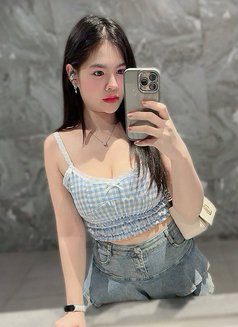 Liana - puta in Jakarta Photo 5 of 5