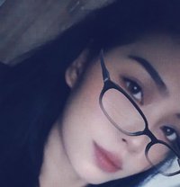 Lianne - escort in Makati City