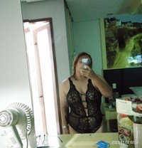 Lianne Perez - escort in Makati City