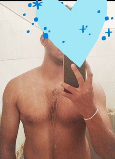 Licking Orgasm Squirting Services - Male escort in Colombo Photo 1 of 3