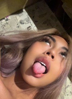 Lickmaisie - Acompañantes transexual in Dubai Photo 4 of 10