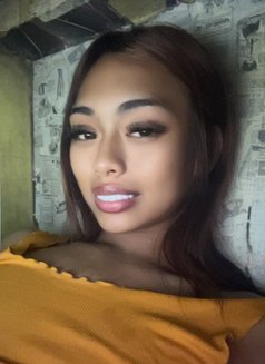 Lickmaisie - Acompañantes transexual in Dubai Photo 8 of 10