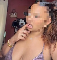 Roshni - escort in Lomé
