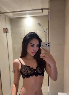 ليديا Lidia Sexy Tall - Acompañantes transexual in Abu Dhabi Photo 15 of 19