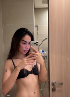 ليديا Lidia Sexy Tall - Acompañantes transexual in Abu Dhabi Photo 16 of 19