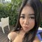 Liera thai - puta in Phuket
