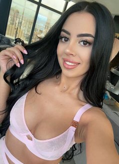 Liesel - escort in London Photo 9 of 9