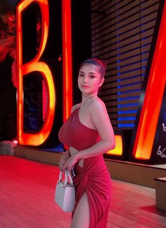 Liezel (New in Town) - escort in Mumbai Photo 7 of 8